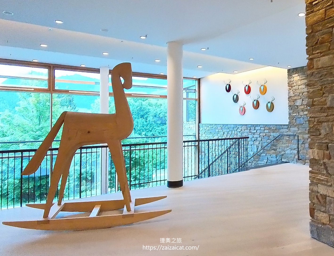 大廳一偶